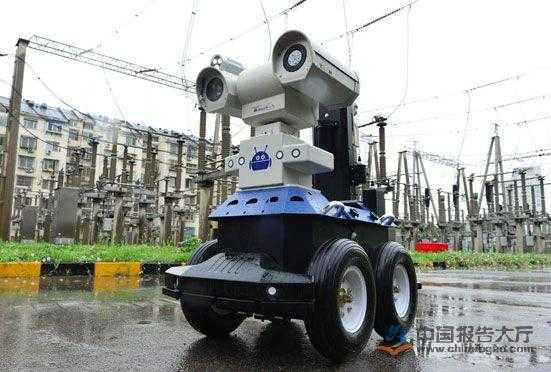 2015年夏季北京电力正式启用智能巡检机器人