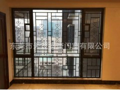 厂家生产 新型欧式防盗防蚊纱窗批发 带花创意铝合金纱窗定制图2