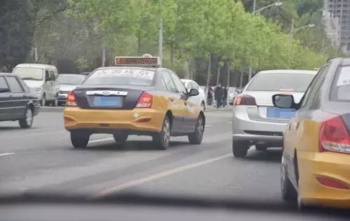 唐山这些车将被罚款200元 记2分 就因为这个动作