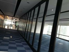 上海烤漆玻璃隔断价格 铝合金办公隔断厂家 上海玻璃隔断厂家 地生供图1