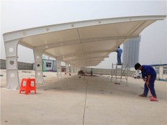 广东停车棚定做 广东停车棚定制 广东优质停车棚鑫亿供图1