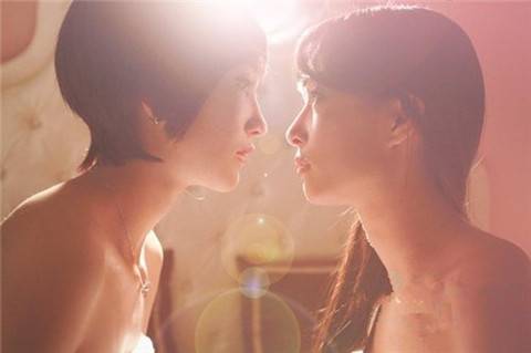 画面太美艳：揭秘女同性恋的私密生活