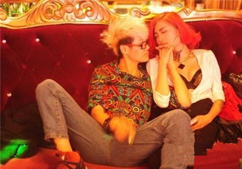 画面太美艳：揭秘女同性恋的私密生活