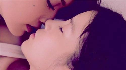 画面太美艳：揭秘女同性恋的私密生活