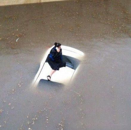 媳妇,你实话告诉我,谁给你的勇气这么穿的?