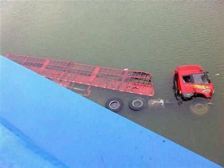 媳妇,你实话告诉我,谁给你的勇气这么穿的?