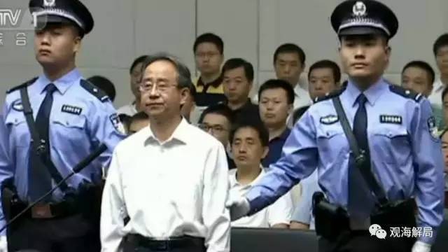 这10只大老虎，为啥要送钱给别人？