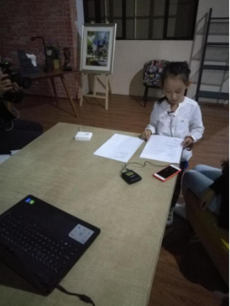 全能小童星刘佳怡受邀参加广告配音