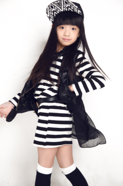 邵语涵（安宝）受邀李宁服装走秀