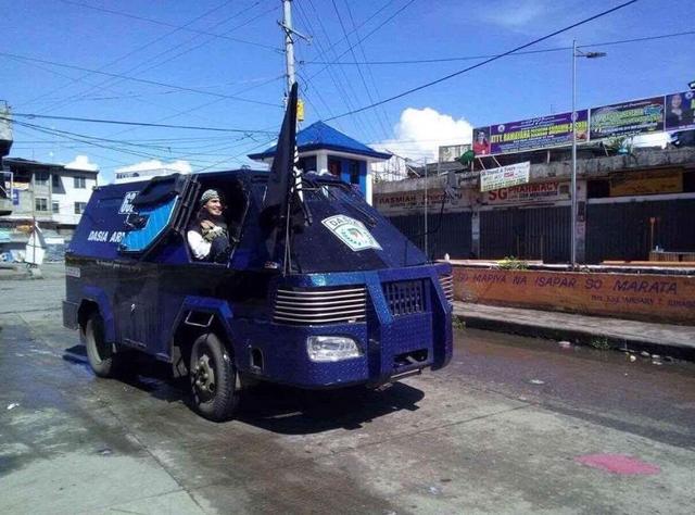 菲律宾马拉威危机：军方增援抵达 现场恐有人质被困