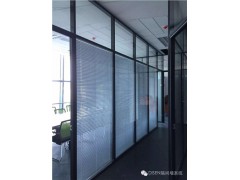 上海百叶隔断价格_普陀办公室隔断制作_地生供图1