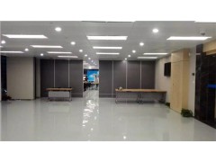 屏风移动隔断生产商_酒店移动隔断屏风_浦东移动隔断_地生供图1