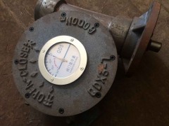 QDX3-5阀门二级蜗轮箱,阀门蜗轮头,多回转蜗轮减速器图1