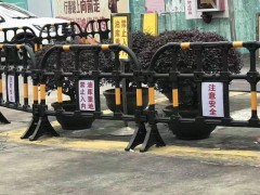 深圳龙岗厂家批发施工护栏 基坑护栏 塑料护栏 市政护栏等图2