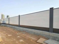 深圳各地高价回收pvc围挡 钢结构围挡 红色高水马等图3