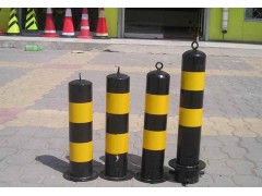 东莞常平厂家批发施工红色高水马 防撞桶 警示牌 路锥等图3