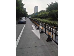 东莞塘厦厂家直销 基坑护栏 塑料护栏 铁马护栏图2