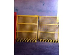 惠州惠阳厂家直销 基坑护栏 塑料护栏 铁马护栏图1