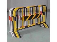 惠州惠阳厂家直销 基坑护栏 塑料护栏 铁马护栏图2