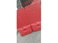 深圳观澜大量回收施工水马 PVC围挡 钢围挡 市政围挡等图2