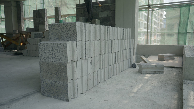 前景建筑陶粒砖施工现场