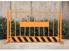 深圳南山基坑护栏生产厂家供应 基坑护栏 铁马护栏图1