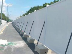 深圳龙华供应水马围挡，PVC围挡图3