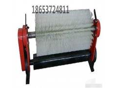 电动滚刷清扫器 不伤皮带延长寿命 清除粘附物料 耐磨损图1