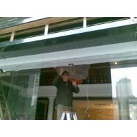 上海专业电动玻璃门 感应玻璃门 平移玻璃门维修安装 隔断安装