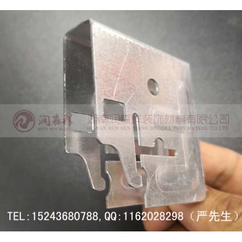 成都C型冲孔龙骨|U型铝板挂件厂 |Z型勾搭龙骨|成都A字龙骨图1