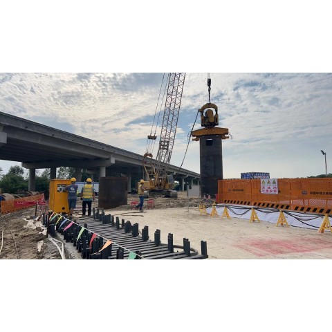 湖北君环机械出租出售各种型号振动锤图2